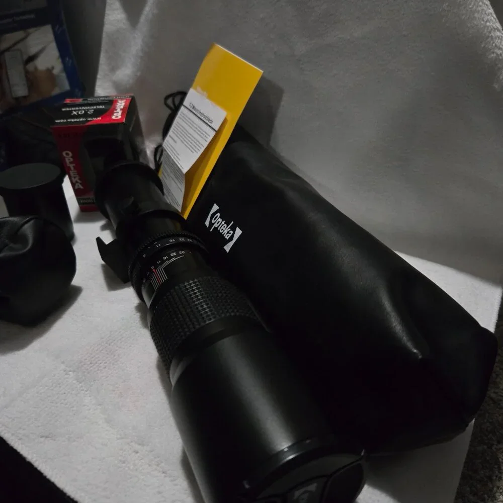Opteka HD/MC 500mm f/8 Preset T-Mount Lens with 2x Teleconverter and EF Adapter